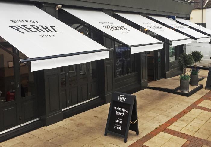 Classic Folding-Arm Awnings for Le Bistrot Pierre